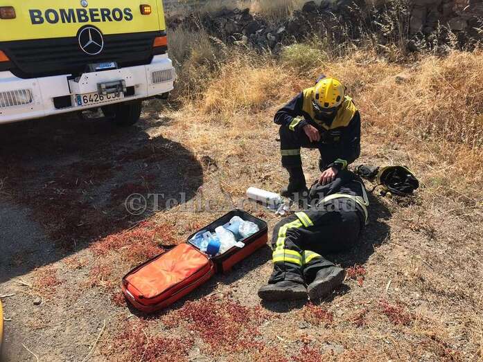 El bombero afectado por el golpe de calor (Foto TA)